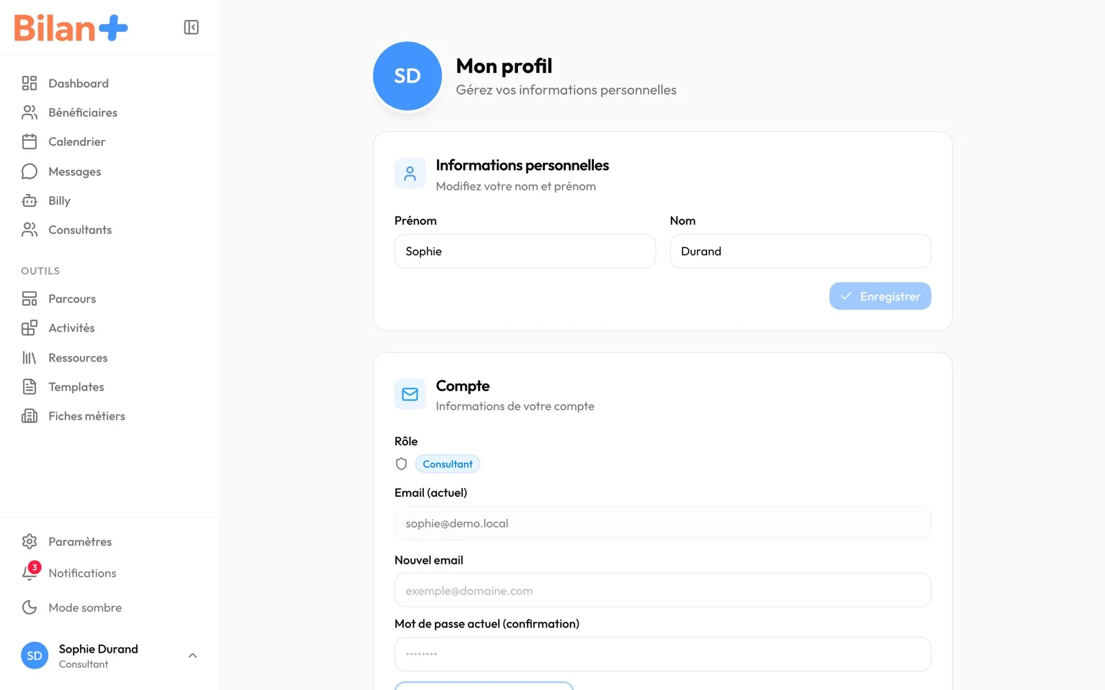 La page « Mon profil » : « Informations personnelles », « Compte » et le début de « Sécurité »