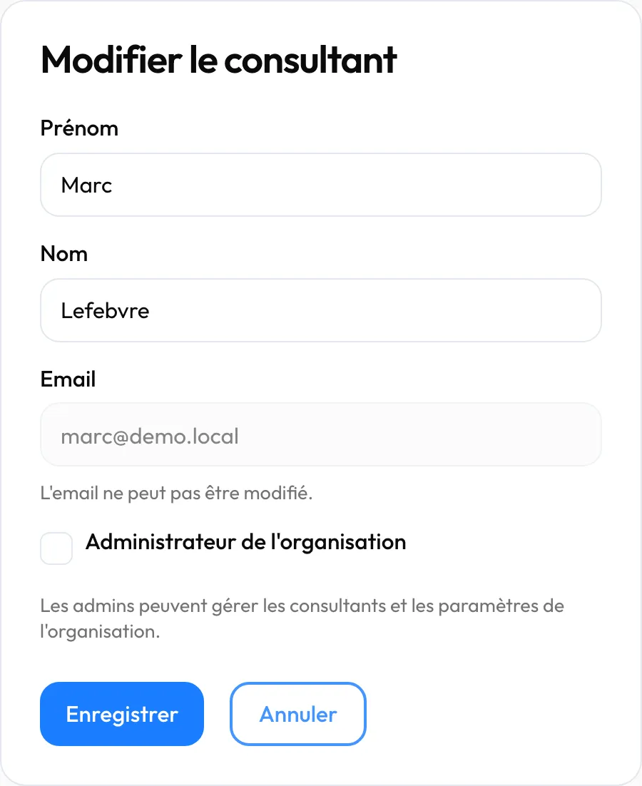 Page « Modifier le consultant » avec la case « Administrateur de l'organisation »