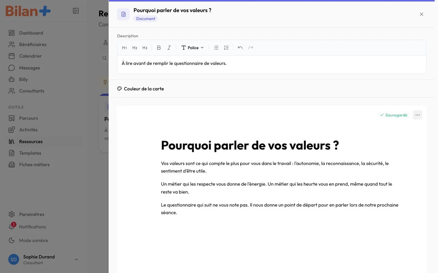 La fiche de la ressource : sa description, puis le texte rédigé dans la page