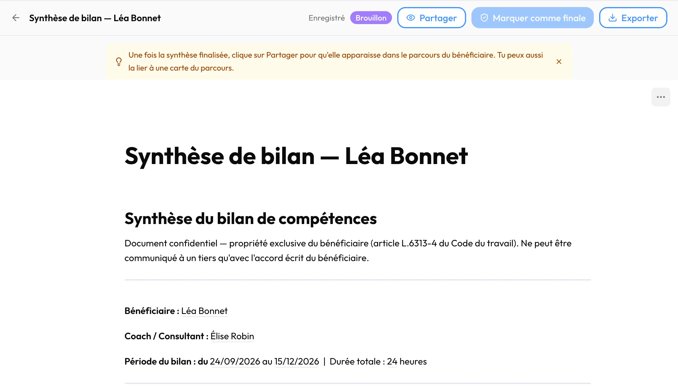 La synthèse générée, en brouillon, avec les boutons « Partager », « Marquer comme finale » et « Exporter »